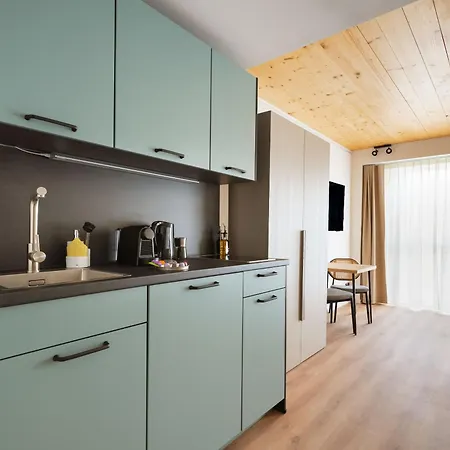 Limehome Center 公寓