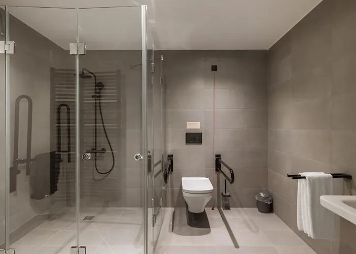 Limehome Center Appartement *